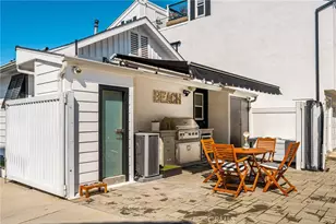 306 Alvarado Pl, Newport Beach, CA 92661 - Photo 13