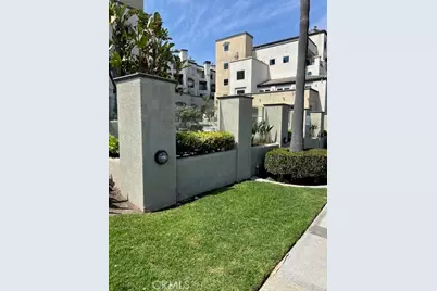 200 Pacific Coast Hwy #110, Huntington Beach, CA 92648 - Photo 25