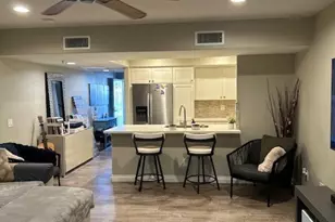 200 Pacific Coast Hwy, Huntington Beach, CA 92648 - Photo 7