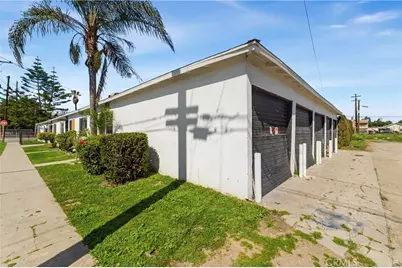 920 S Willowbrook, Compton, CA 90220 - Photo 7