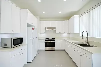 12892 Abbey Road, Garden Grove, CA 92843 - Photo 19