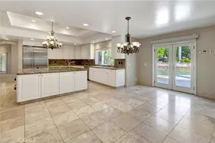 10762 Center Dr, Villa Park, CA 92861 - Photo 11