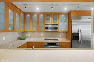 201 Ocean Ave, Santa Monica, CA 90402 - Photo 11