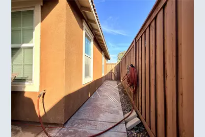 690 Julian Avenue, San Jacinto, CA 92582 - Photo 25