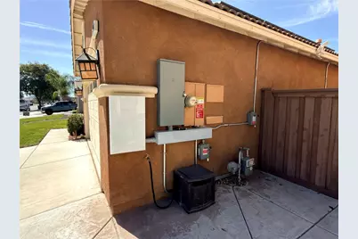 690 Julian Avenue, San Jacinto, CA 92582 - Photo 33