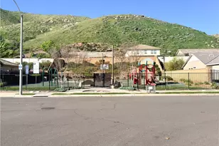 690 Julian Ave, San Jacinto, CA 92582 - Photo 37