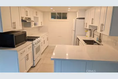 872 Lucile Avenue #A, Los Angeles, CA 90026 - Photo 11