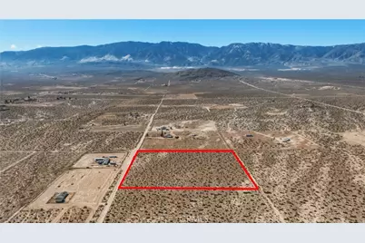10384 Locust, Lucerne Valley, CA 92356 - Photo 3
