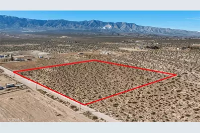 10384 Locust, Lucerne Valley, CA 92356 - Photo 9
