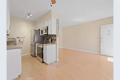 335 Cedar Avenue #412, Long Beach, CA 90802 - Photo 1