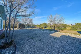 9783 Corton Rd, Phelan, CA 92371 - Photo 7