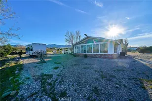 9783 Corton Rd, Phelan, CA 92371 - Photo 7