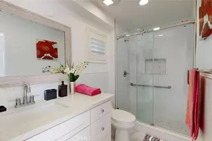 17891 Caledonia Cir, Huntington Beach, CA 92647 - Photo 31