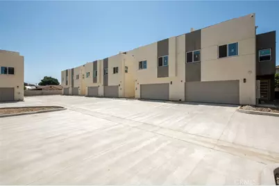 1018 W 223rd Street #4, Torrance, CA 90502 - Photo 3