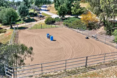 20765 Avenida Castilla, Murrieta, CA 92562 - Photo 51