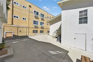 3538 London, Los Angeles, CA 90026 - Photo 29