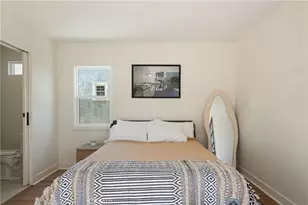 2014 W 84th St, Los Angeles, CA 90047 - Photo 25