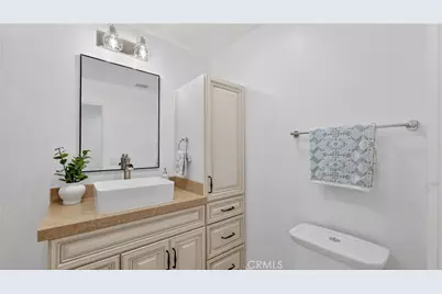 20261 Lighthouse, Huntington Beach, CA 92646 - Photo 23