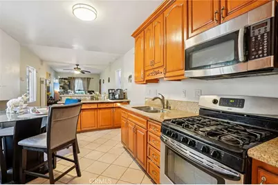 2324 E 108th, Los Angeles, CA 90059 - Photo 11