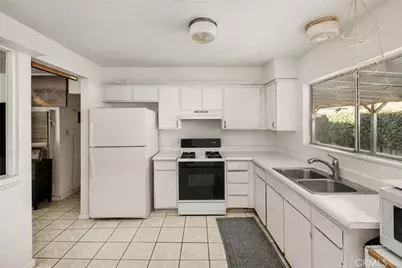 2171 Pomona, Costa Mesa, CA 92627 - Photo 5