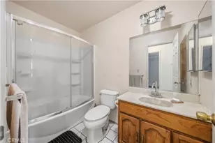 40 W Zane St, Long Beach, CA 90805 - Photo 23