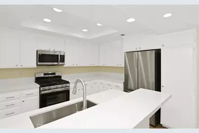 94 Greenfield, Irvine, CA 92614 - Photo 17