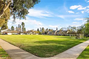 94 Greenfield, Irvine, CA 92614 - Photo 49