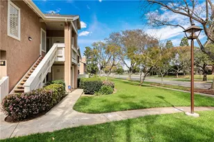 94 Greenfield, Irvine, CA 92614 - Photo 7