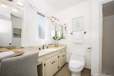 2660 Gondar Avenue, Long Beach, CA 90815 - Photo 33