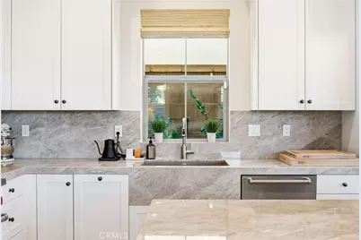 109 Fairgreen, Irvine, CA 92618 - Photo 9