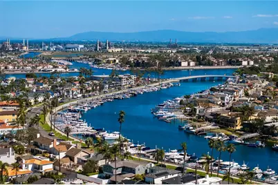 210 Glendora Avenue, Long Beach, CA 90803 - Photo 7