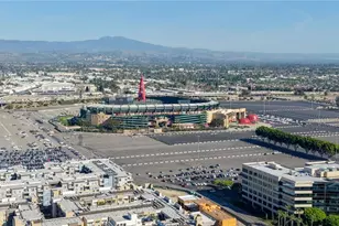 1801 E Katella, Anaheim, CA 92805 - Photo 35