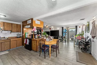 20116 Neuralia, California City, CA 93505 - Photo 7