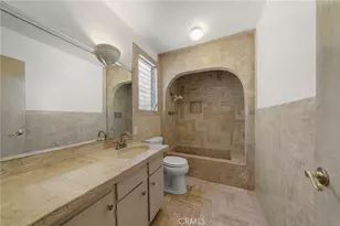 112 N Highland Ave, Los Angeles, CA 90036 - Photo 29