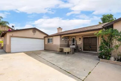 7233 Bel Air Street, Corona, CA 92881 - Photo 3