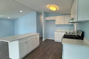 215 S Sullivan Ln, Santa Ana, CA 92704 - Photo 7