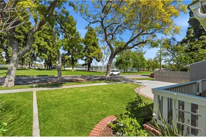5640 E Parkcrest, Long Beach, CA 90808 - Photo 57