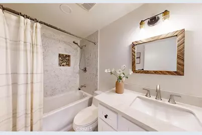 14751 Foxcroft, Tustin, CA 92780 - Photo 23