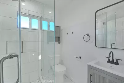 5422 Ruthelen Street, Los Angeles, CA 90062 - Photo 49