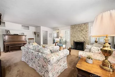 10253 Hopeland, Downey, CA 90241 - Photo 11