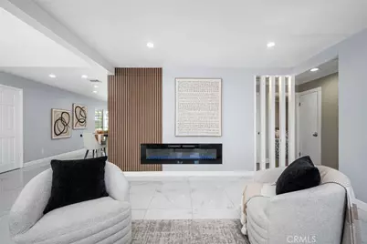 223 West Simmons Avenue, Anaheim, CA 92802 - Photo 11