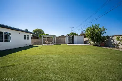 223 West Simmons Avenue, Anaheim, CA 92802 - Photo 49