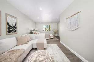 223 W Simmons Ave, Anaheim, CA 92802 - Photo 29