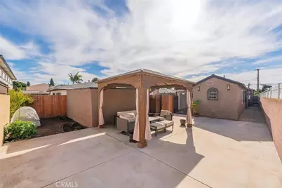 3667 W 110th, Inglewood, CA 90303 - Photo 19
