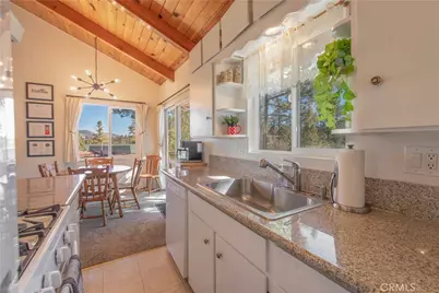 43399 Primrose Dr, Big Bear Lake, CA 92315 - Photo 15