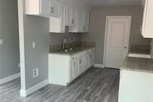 1645 E 117th, Los Angeles, CA 90059 - Photo 11