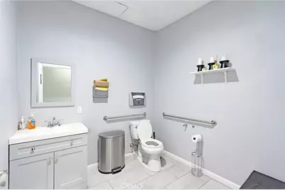 528 E First St #A, Tustin, CA 92780 - Photo 19