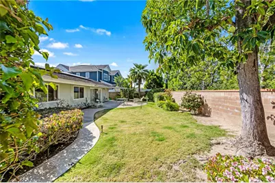 1907 Leeward, Newport Beach, CA 92660 - Photo 7