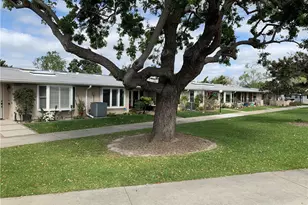 1631 Interlachen Rd M11-264I, Seal Beach, CA 90740 - Photo 3