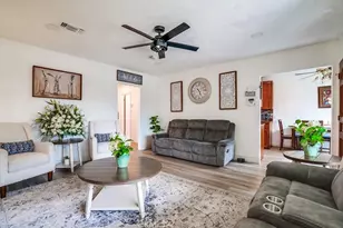 115 N Magnolia Ct, Compton, CA 90220 - Photo 11